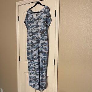 Honeyme Blue and Gray Camouflage Maxi Dress